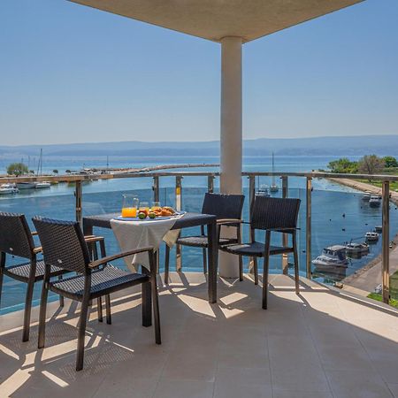 Ap 4+2 In One Of The Most Luxury Building In Omiš Cameră foto