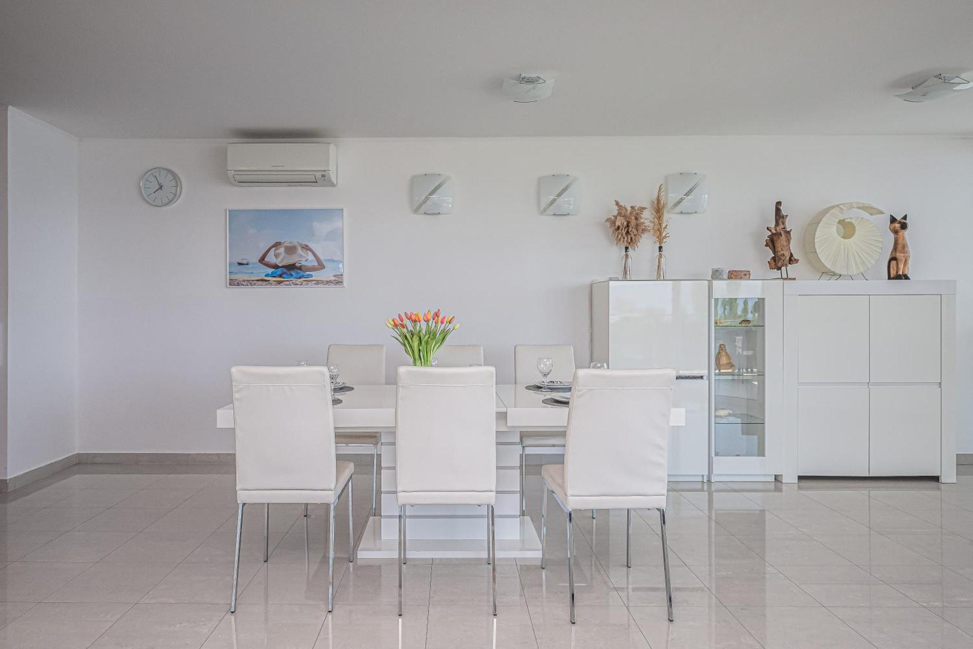 Ap 4+2 In One Of The Most Luxury Building In Omiš Cameră foto