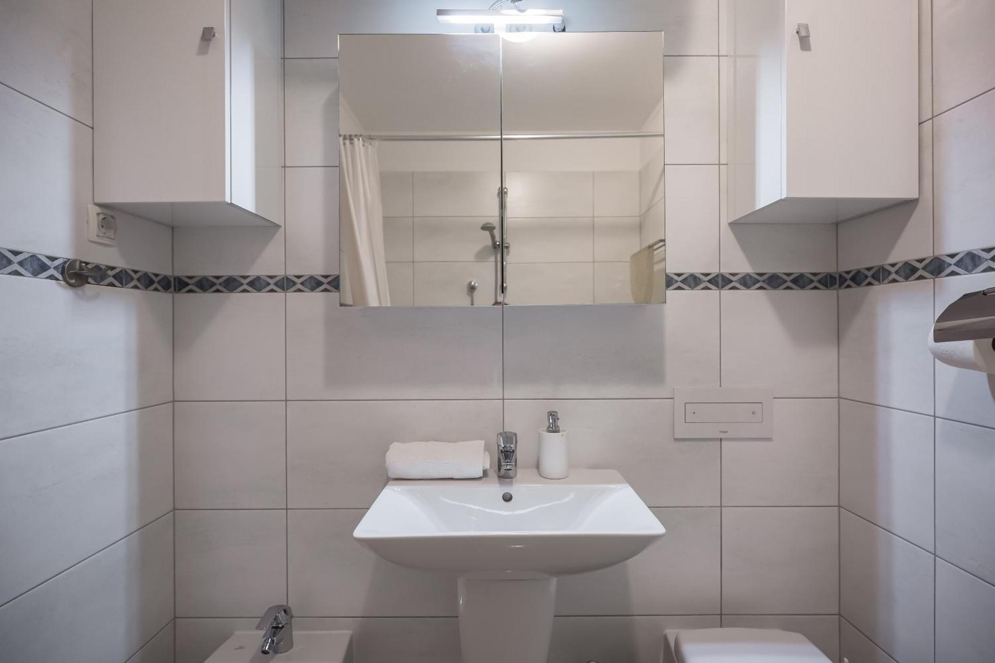Ap 4+2 In One Of The Most Luxury Building In Omiš Cameră foto