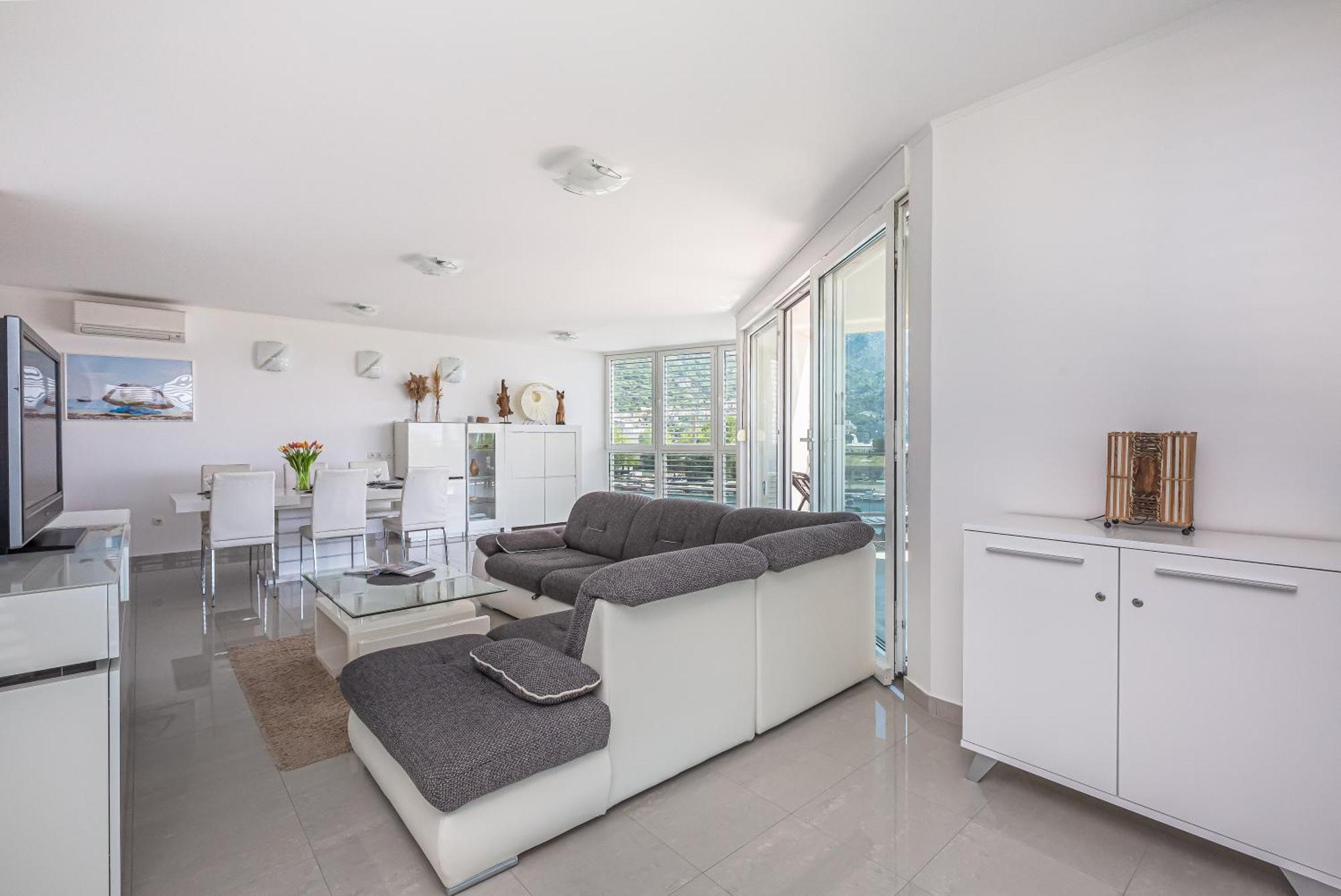 Ap 4+2 In One Of The Most Luxury Building In Omiš Cameră foto