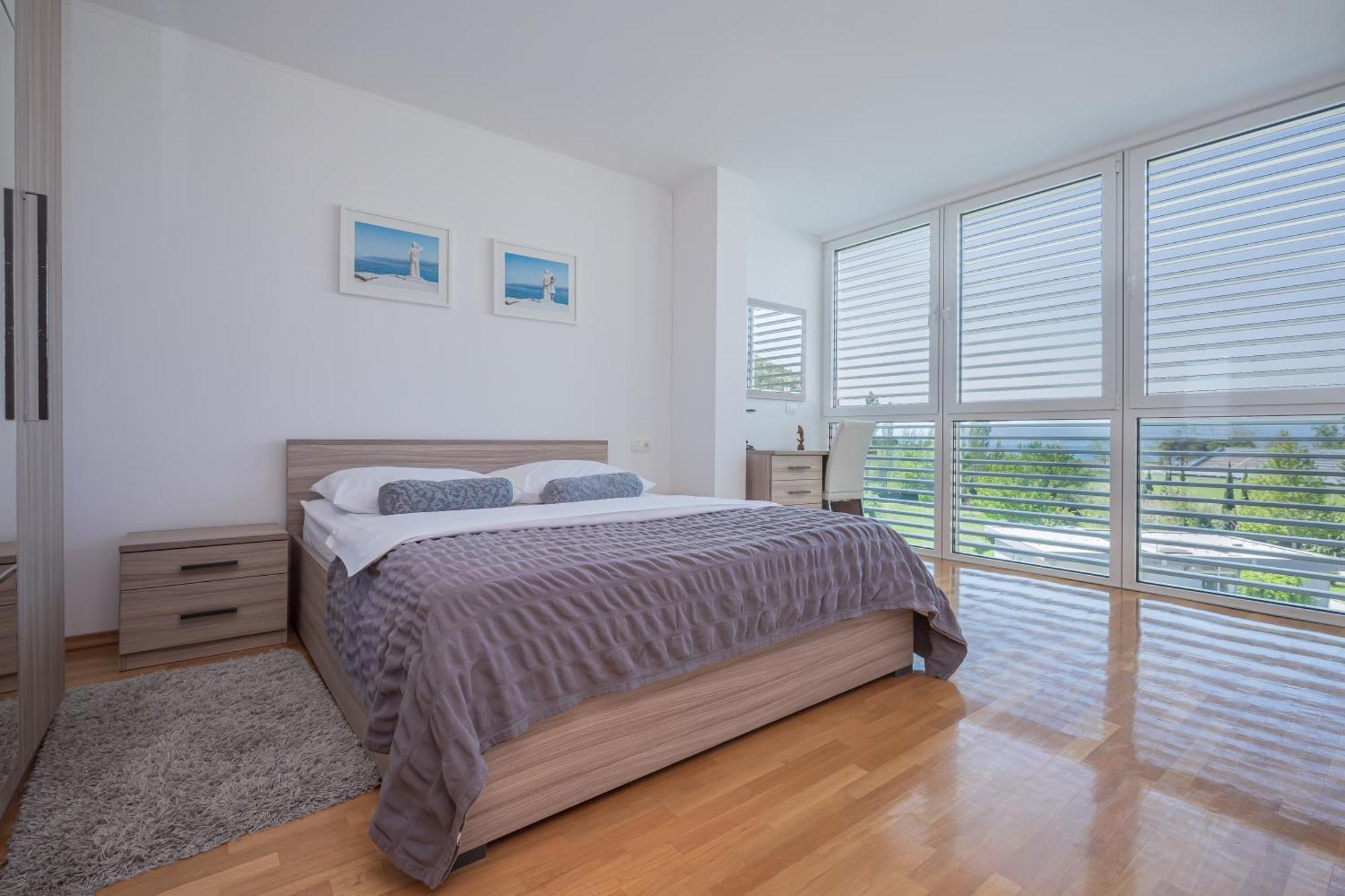 Ap 4+2 In One Of The Most Luxury Building In Omiš Cameră foto